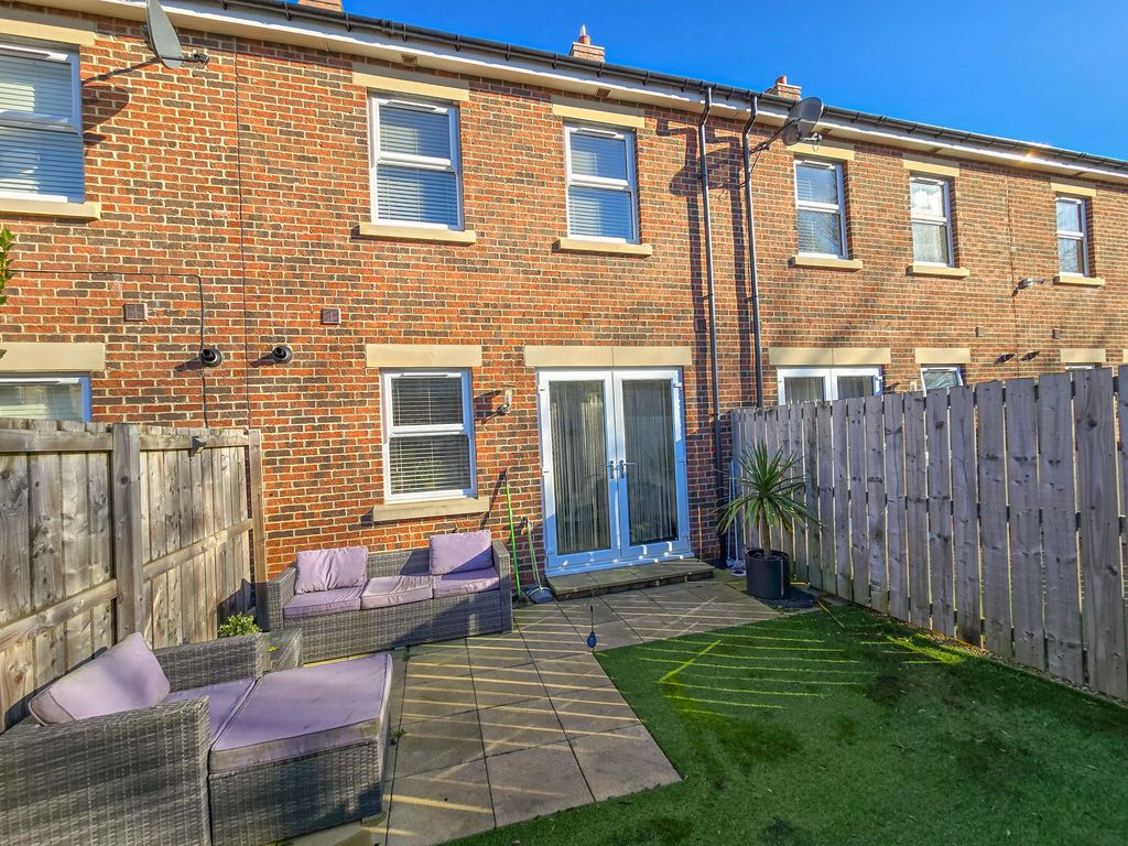Property photo 1 of 13 External