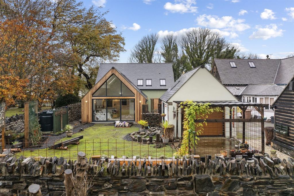 Property photo 1 of 30 1_Dji_20251103024320_0138_d.Jpg