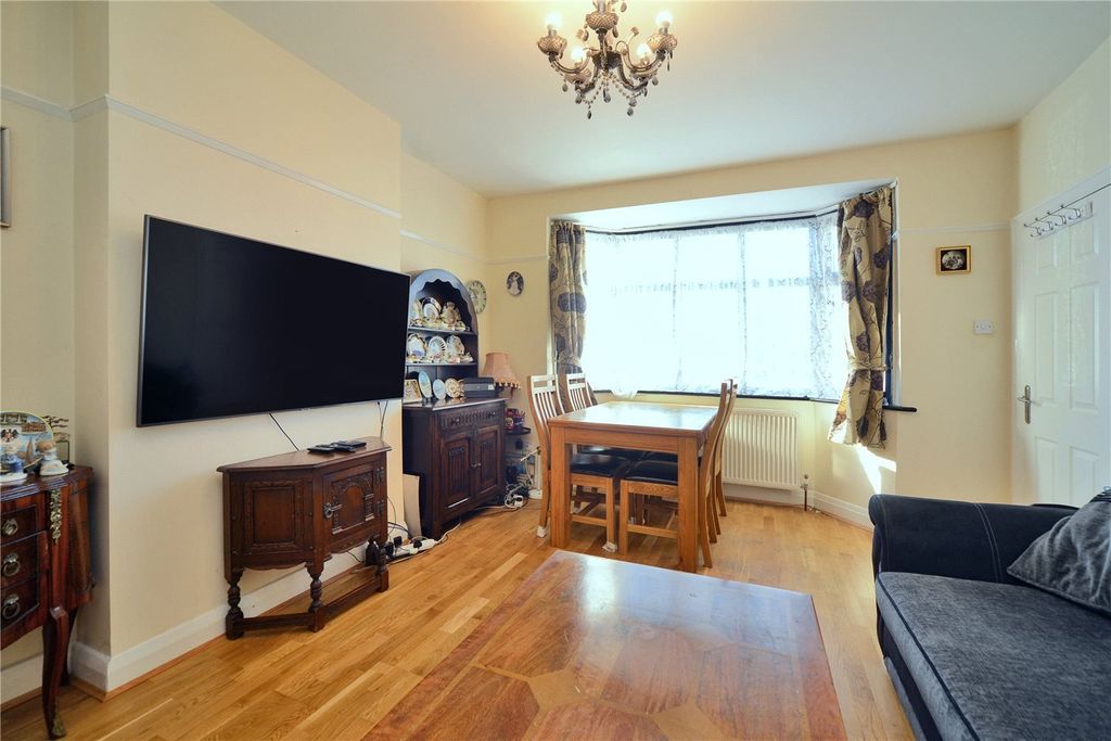 Property photo 3 of 16 Picture No. 05