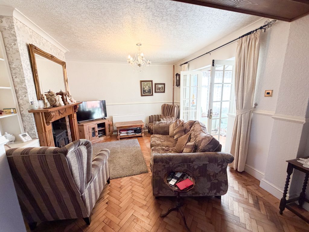 Property photo 3 of 31 Img_8350 2
