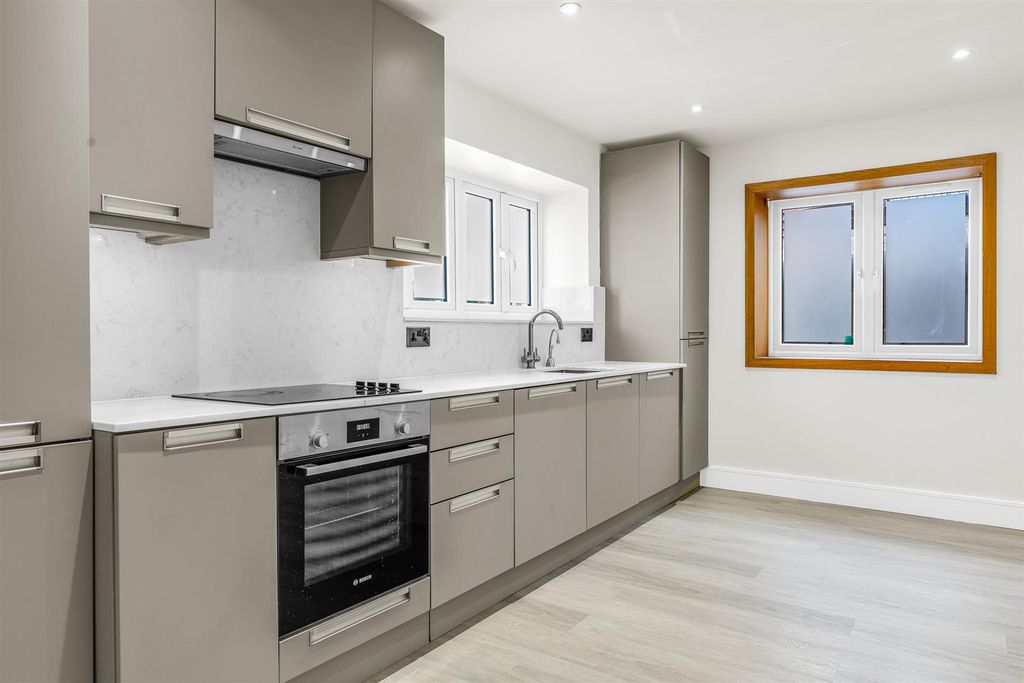 Property photo 2 of 10 Internal-3.Jpg
