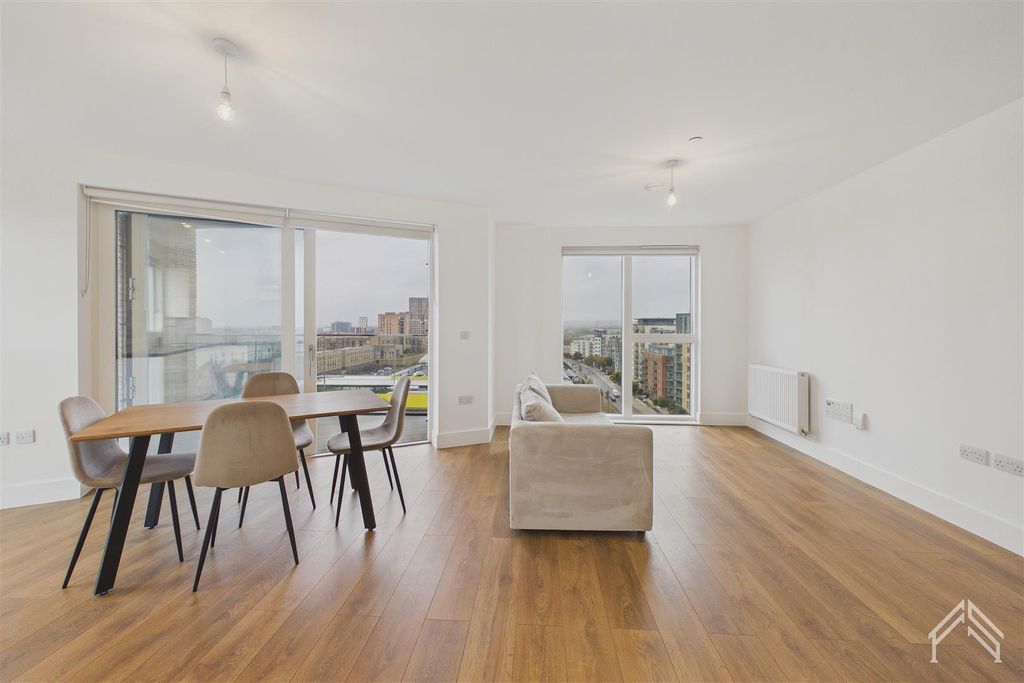 Property photo 3 of 10 3.Jpg