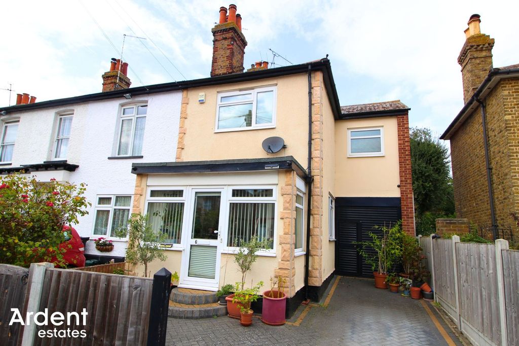 Property photo 1 of 23