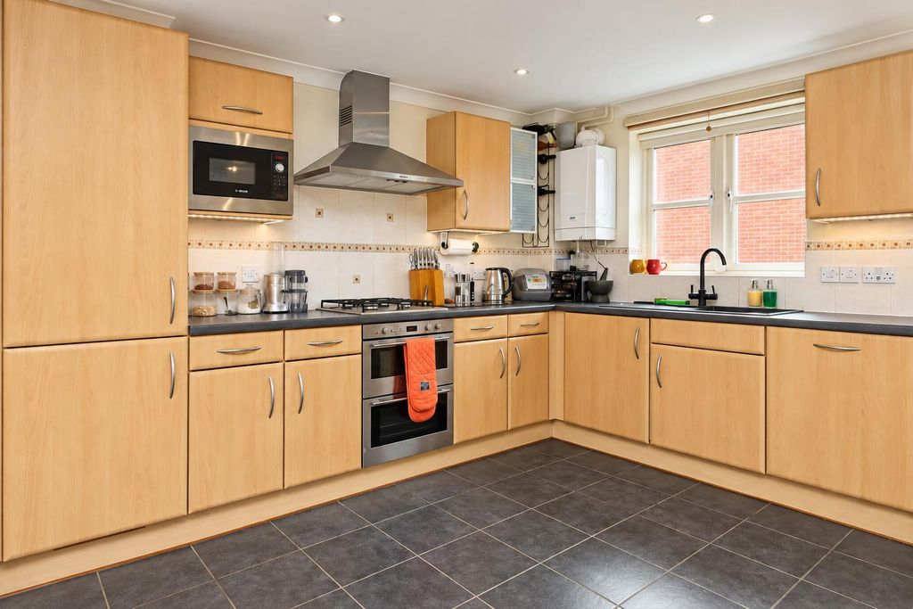 Property photo 3 of 16 1.Png