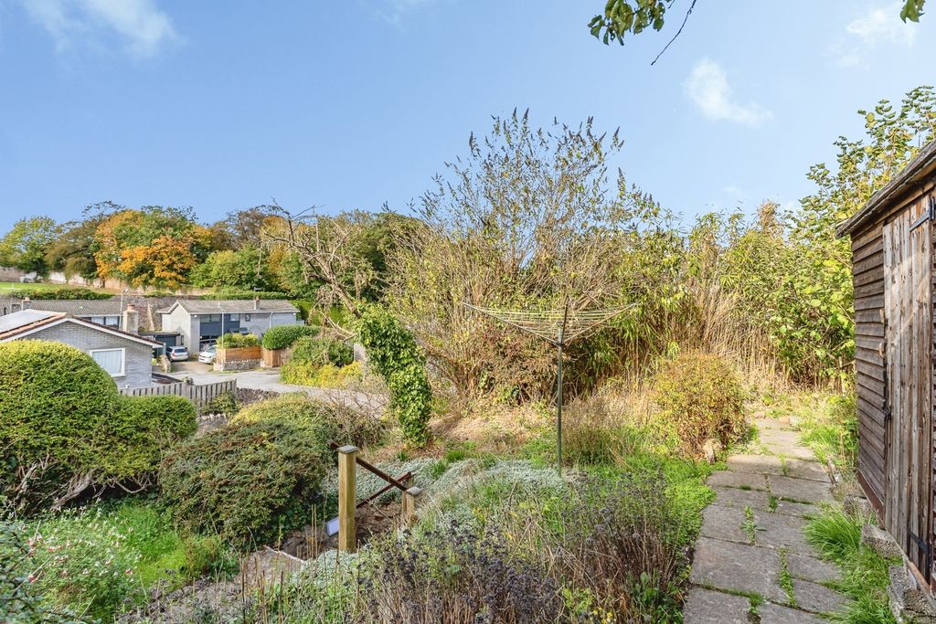 Property photo 2 of 28 Pbox-Img.Jpg