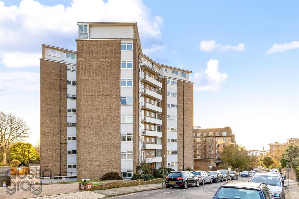 Property photo 2 of 12 Ext 3.Jpg