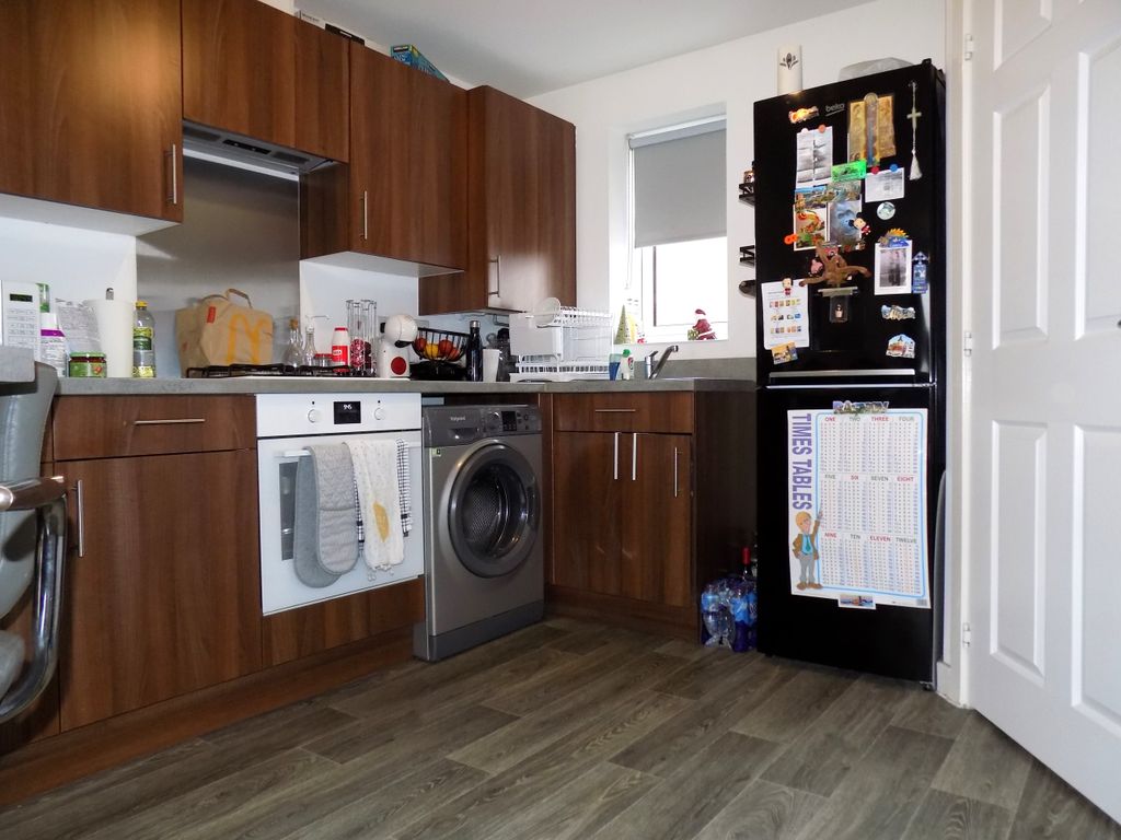 Property photo 2 of 13 Kitchen