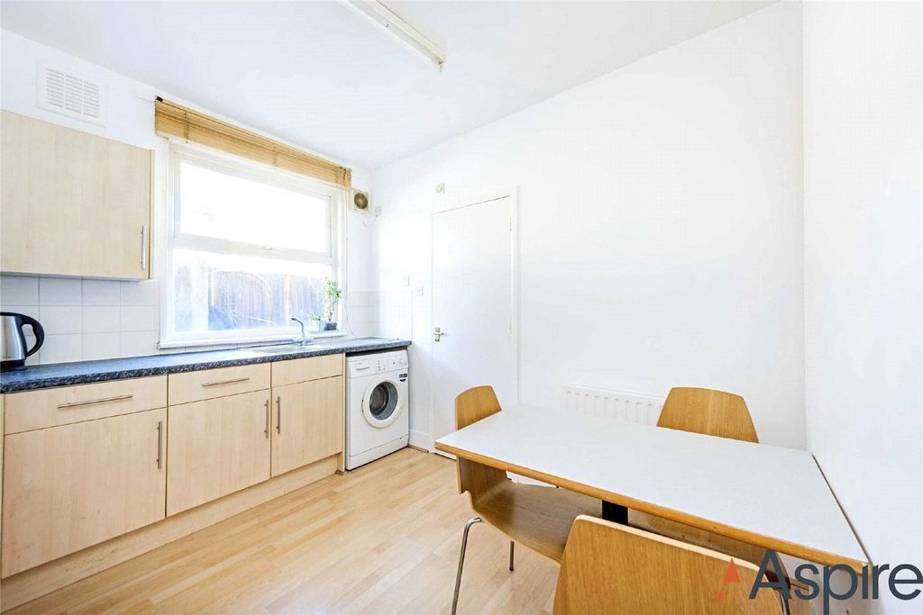 Property photo 2 of 8 Picture No. 03