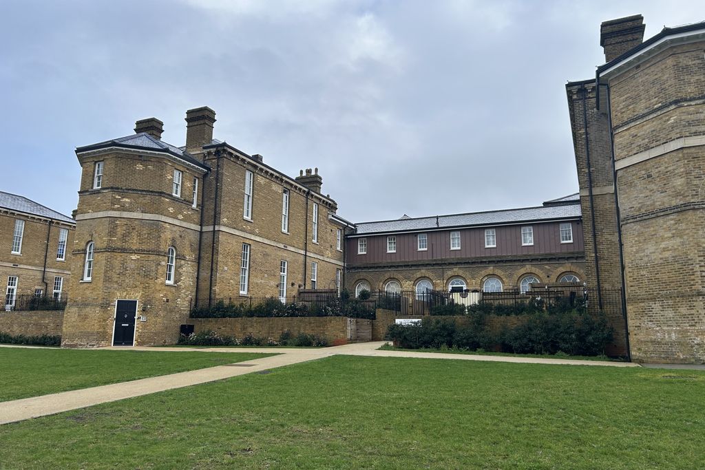 Property photo 1 of 14