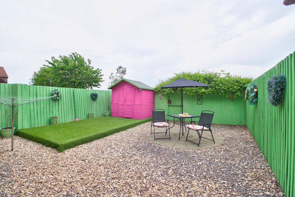 Property photo 3 of 17 Img_3369_70_71_Realistic