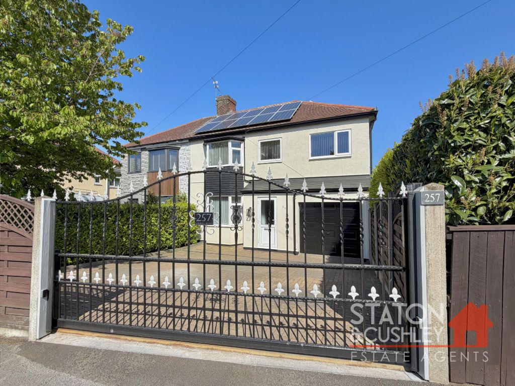 Property photo 1 of 32