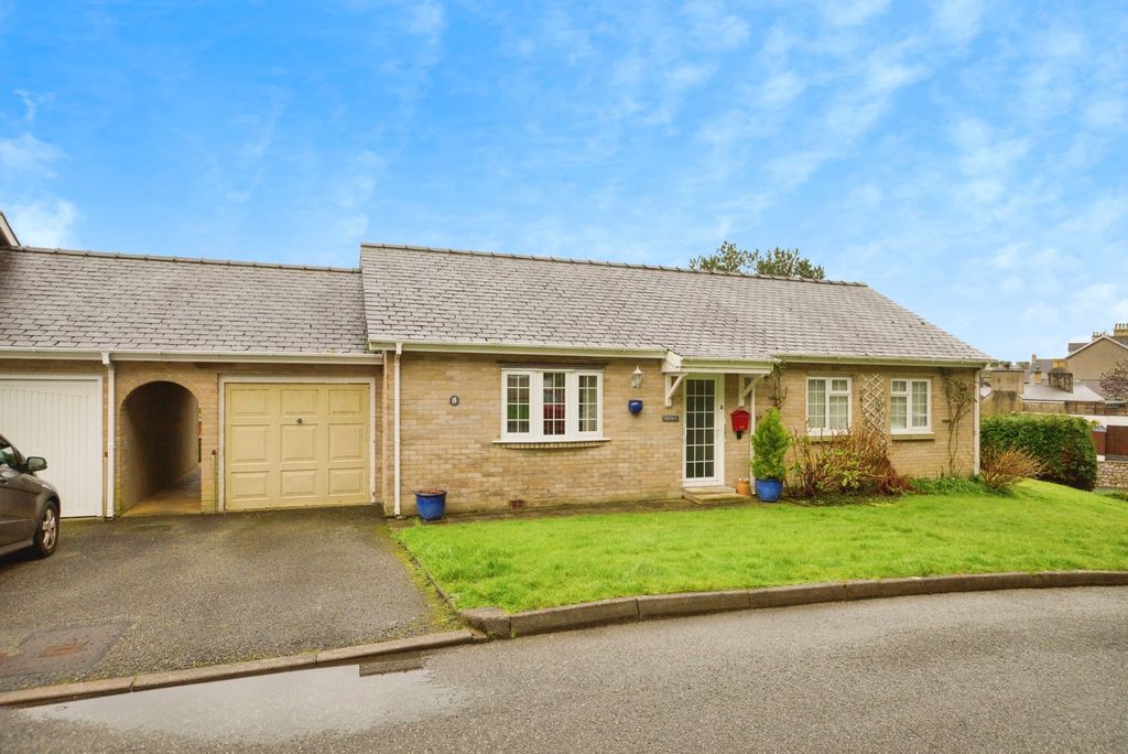 Property photo 1 of 19 Pbox-Img.Jpg