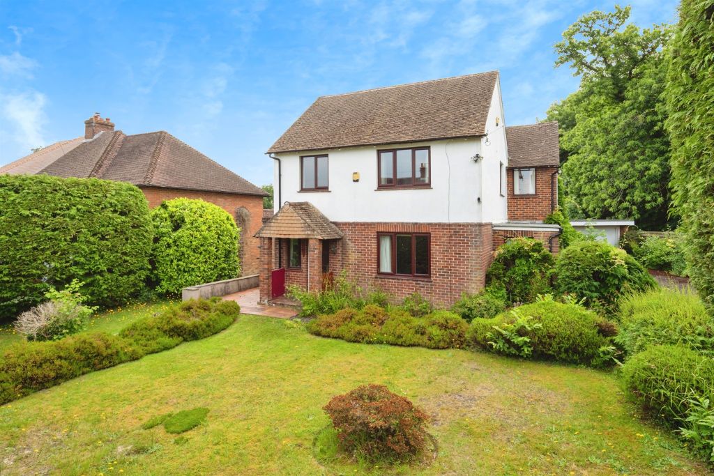 Property photo 1 of 17