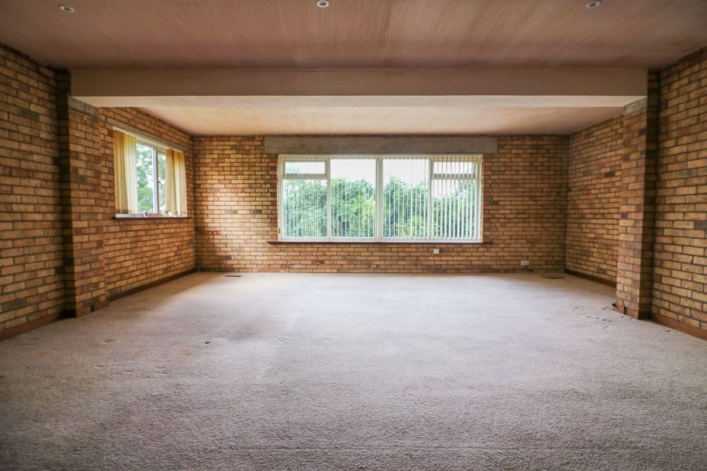 Additional image 13 of 6 bed detached house for saleSt. Barnabas Road, Barnetby DN38