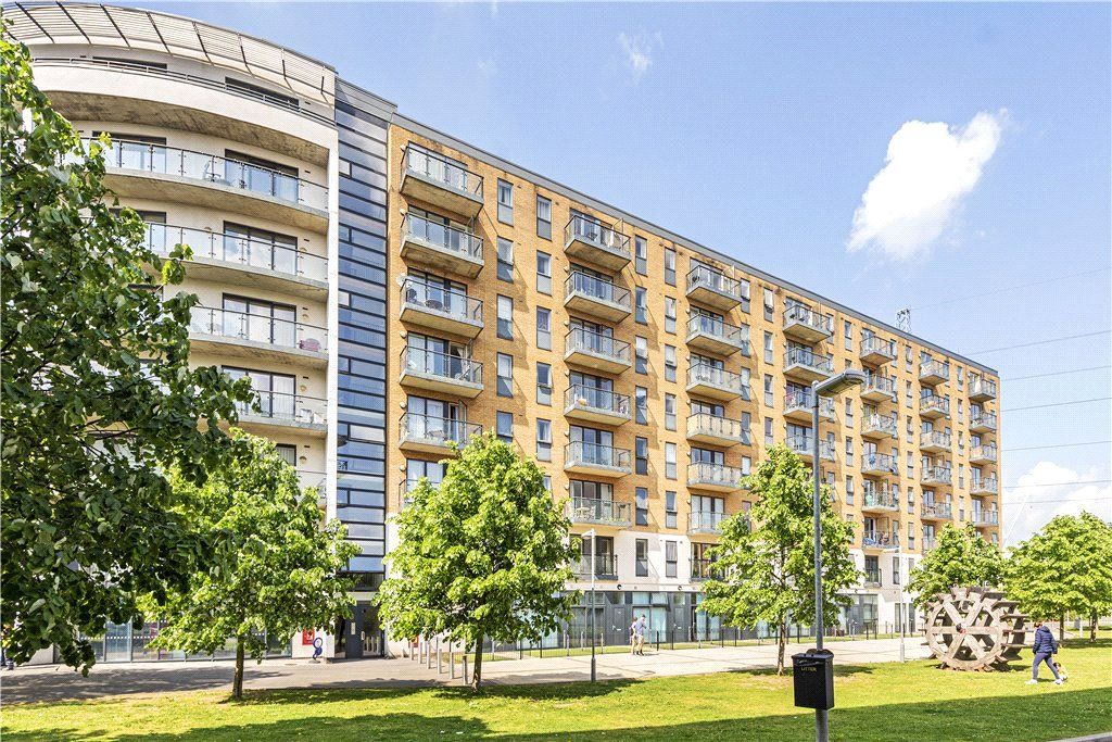 Property photo 1 of 8 Exterior