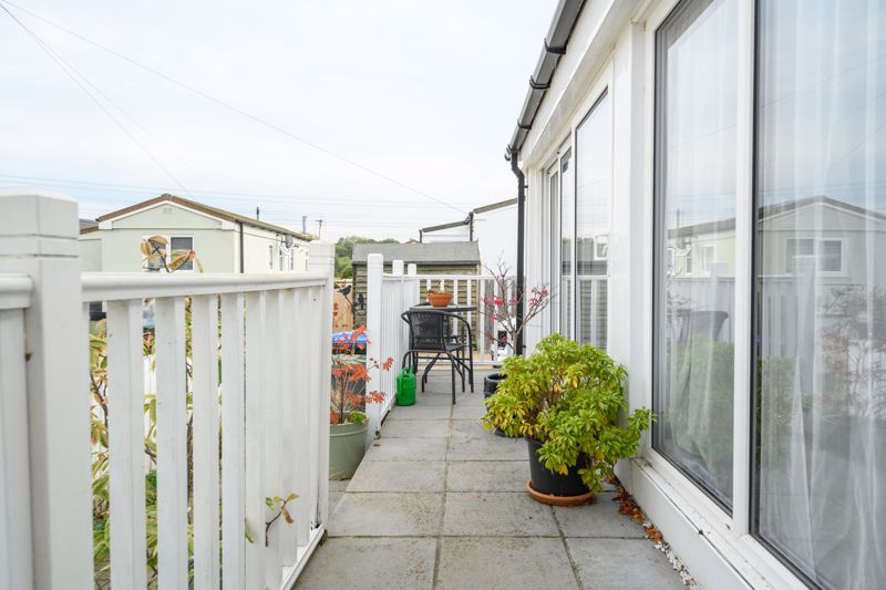 Property photo 3 of 12 Photo 9