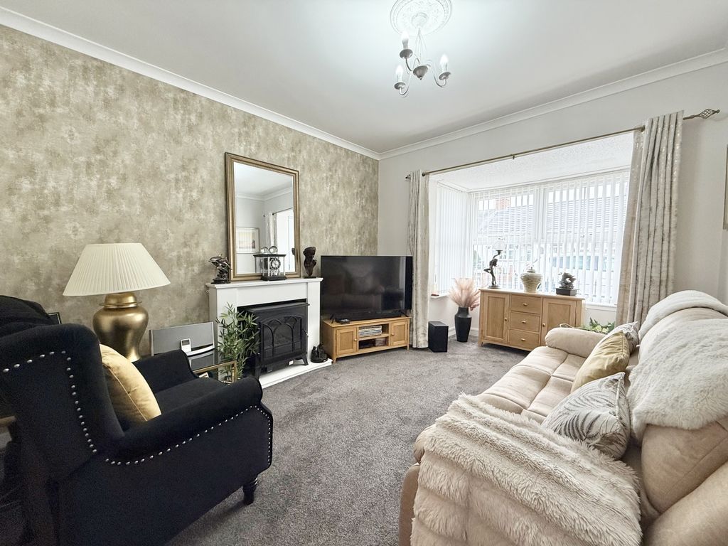 Property photo 3 of 19 Img_7726