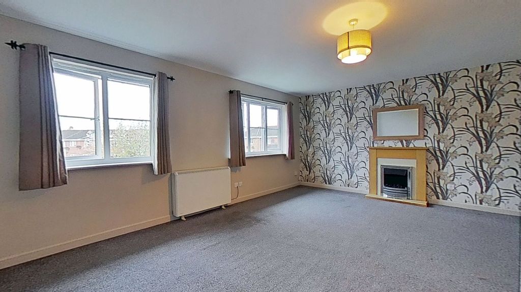 Property photo 3 of 15 Photo 3