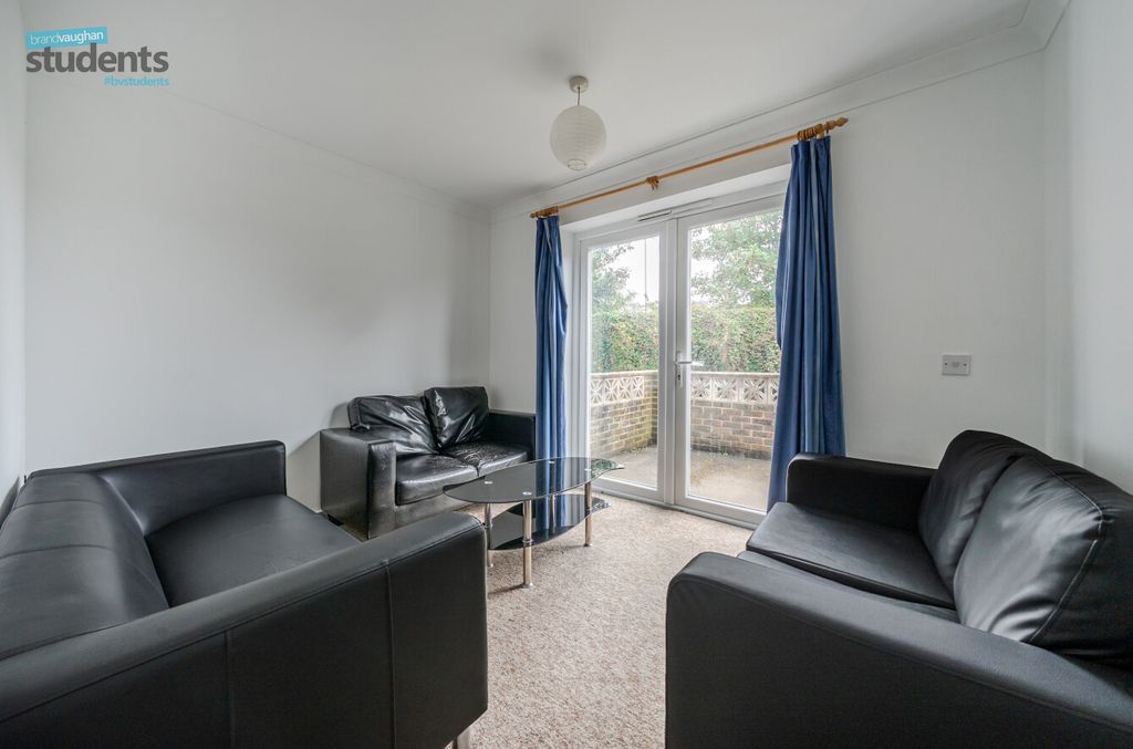 Property photo 3 of 11 509723c2-3937-41E...