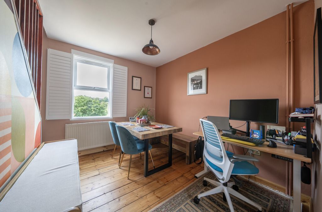 Property photo 3 of 20 1465640-13-6A1824...
