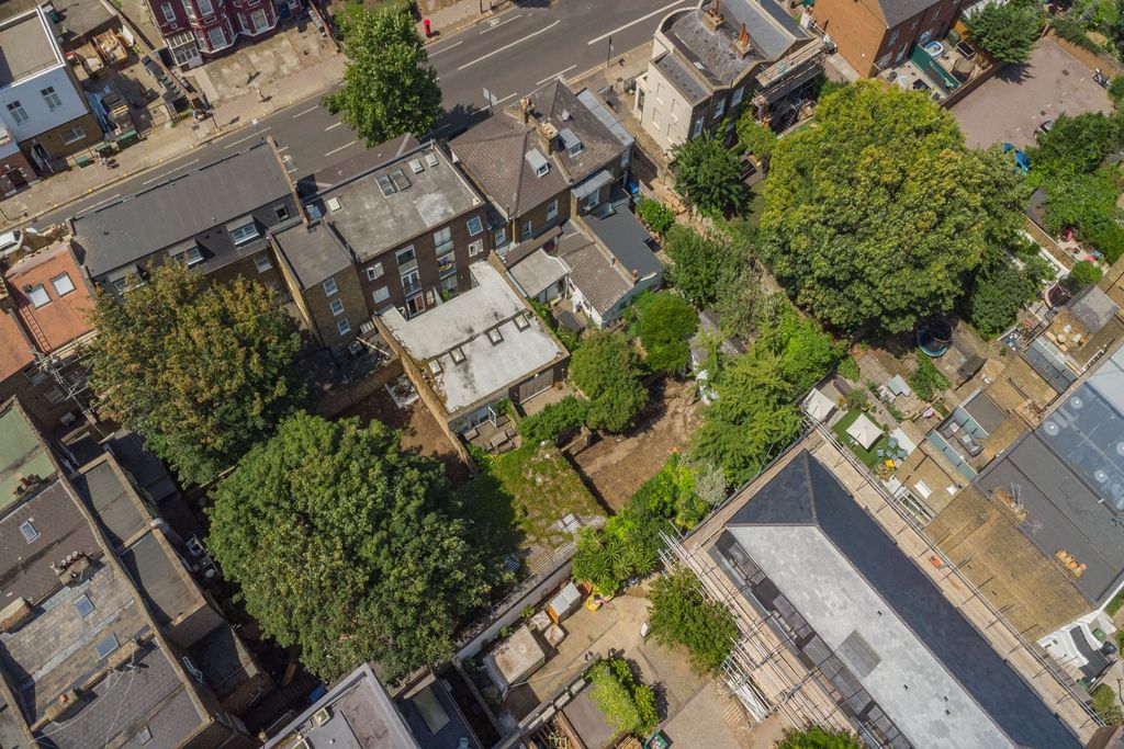 Property photo 2 of 20 399A Goldhawk Road, Hammersmith, London W6 0Sa