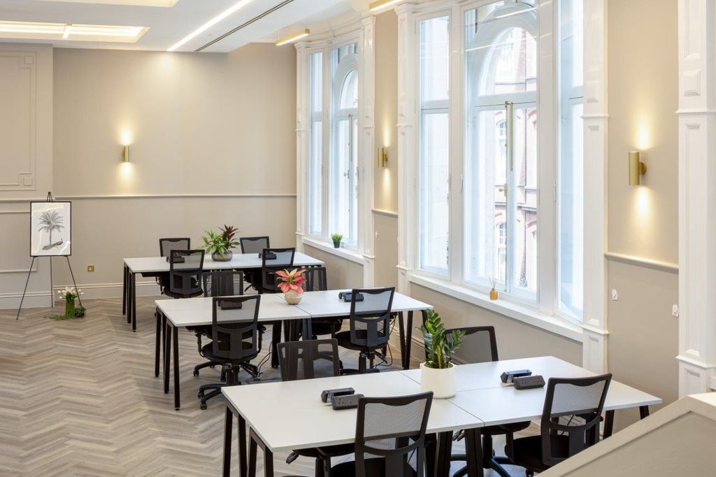 Property photo 3 of 9