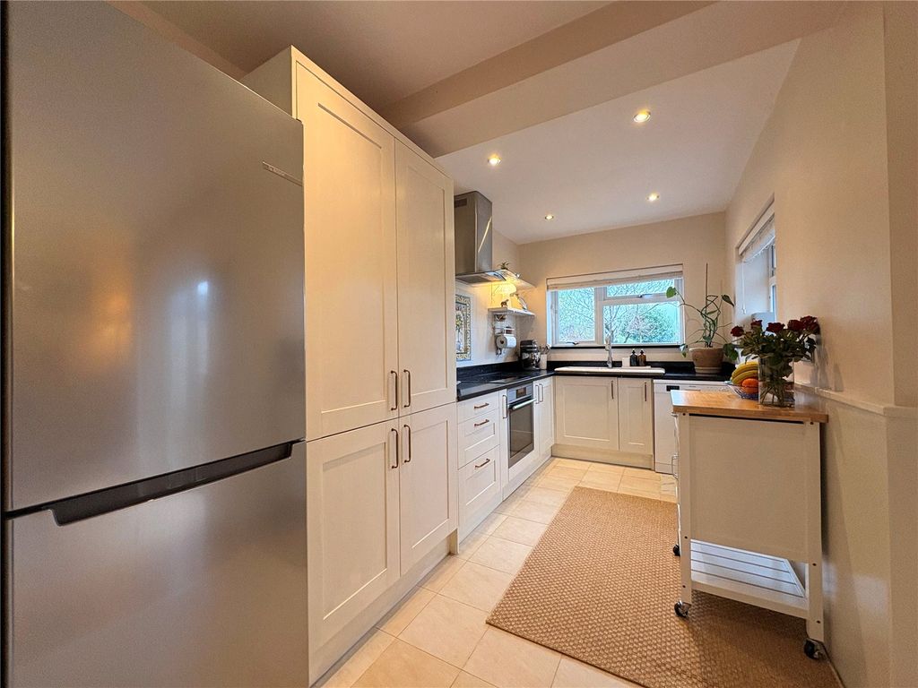 Property photo 3 of 37 Picture No. 08