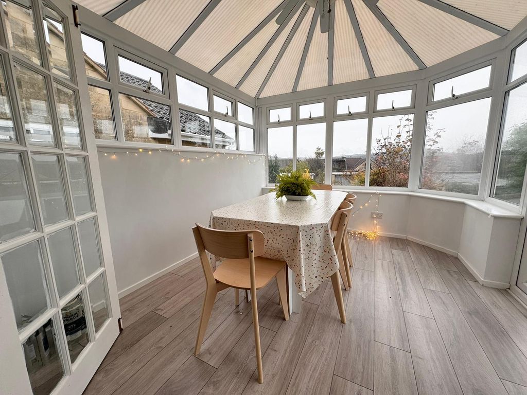 Property photo 2 of 9 Conservatory