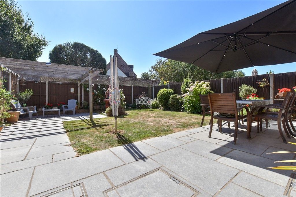 Property photo 2 of 18 Rear Garden