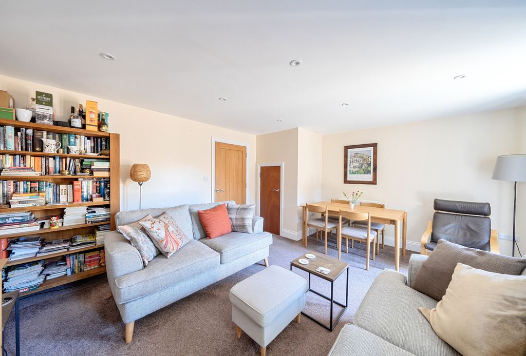 Property photo 3 of 20 1452621-1-69F1d9E...