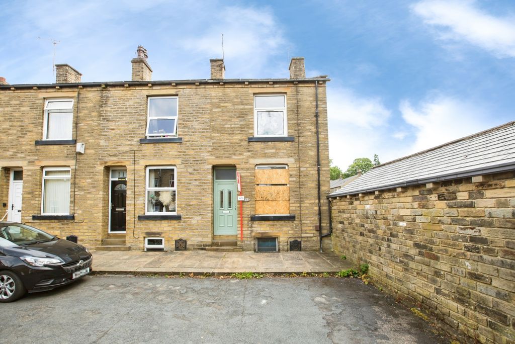 Property photo 1 of 20 Front