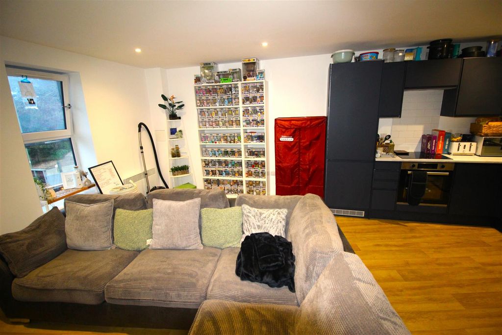 Property photo 3 of 9 Img_3476.Jpg