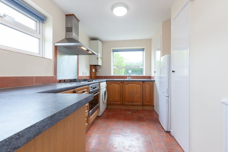 Property photo 3 of 8 250909