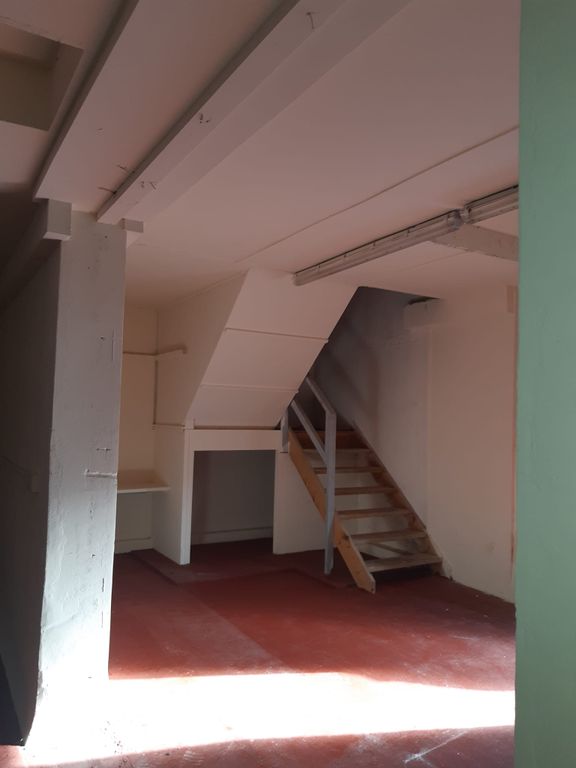 Property photo 2 of 5