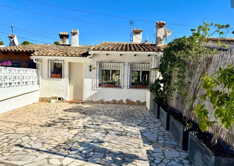 Property photo 3 of 23