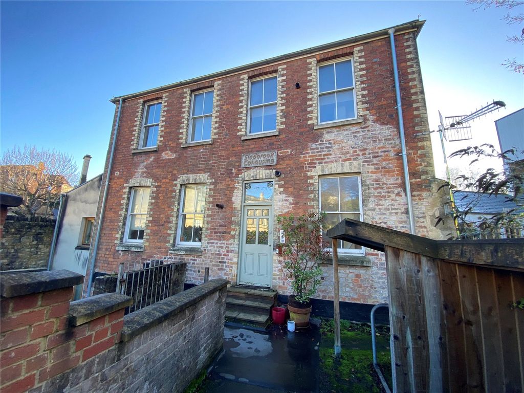 Property photo 1 of 15 Picture No. 16