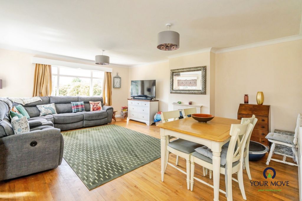 Property photo 2 of 16 Pbox-Img.Jpg