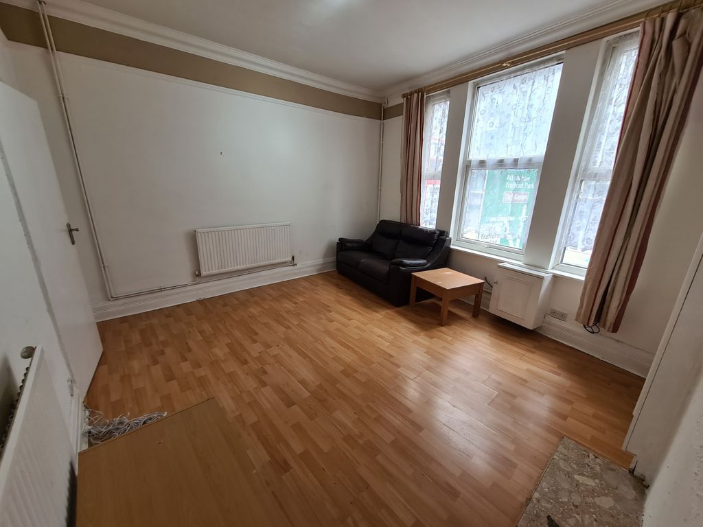 Property photo 3 of 10 Gallery