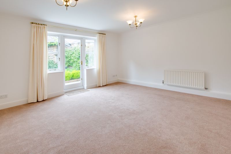 Property photo 2 of 11 Photo 2