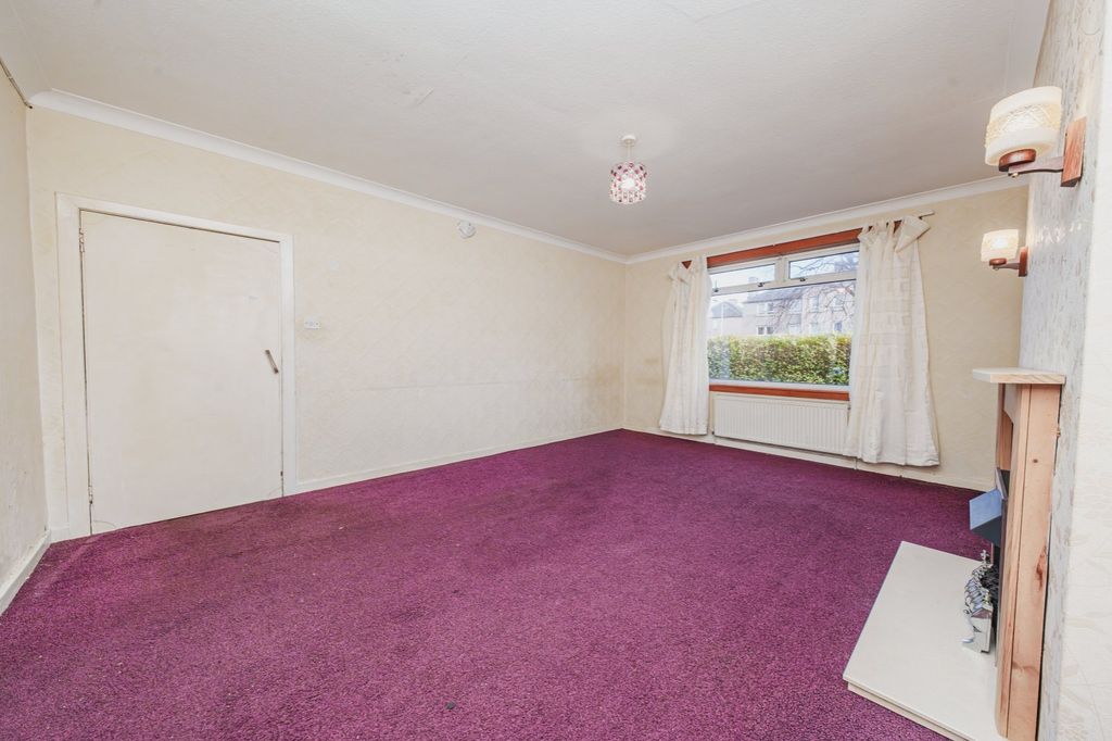 Property photo 2 of 17 Picture 2