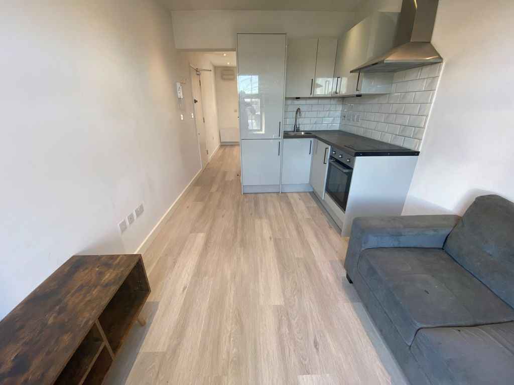 Property photo 2 of 14 Flat4A