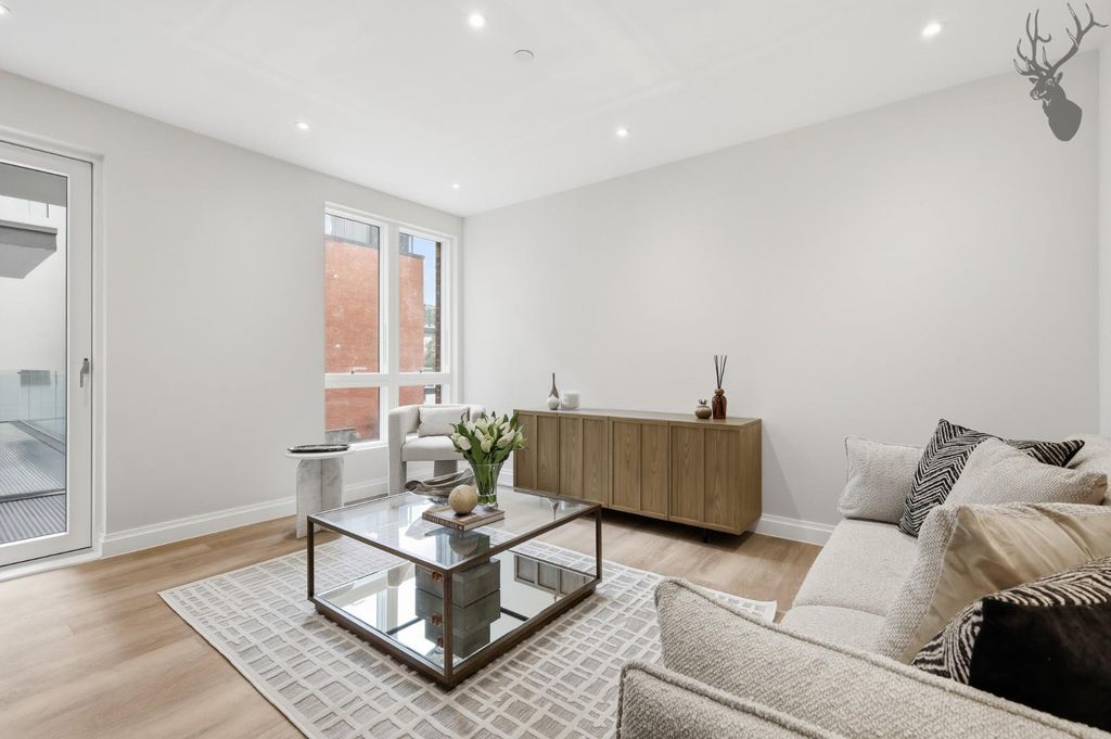 Property photo 2 of 12 005_Img_3333.Jpg