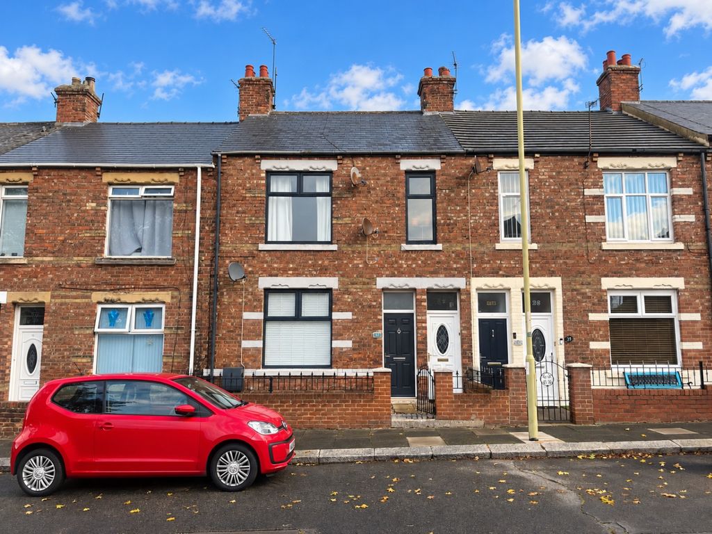 Property photo 1 of 18 4007070