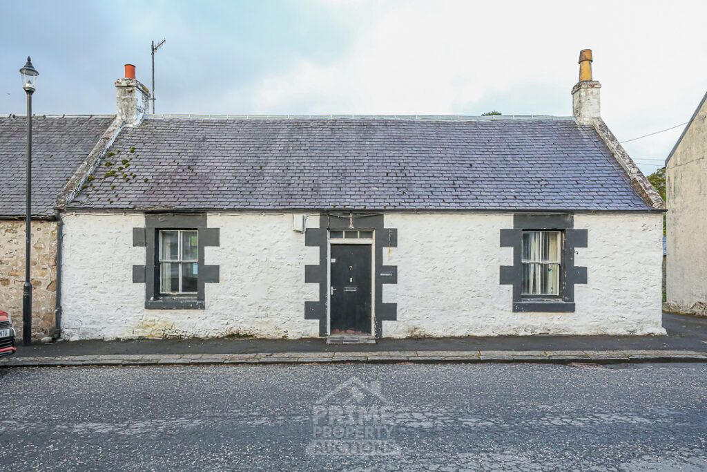 Property photo 1 of 32