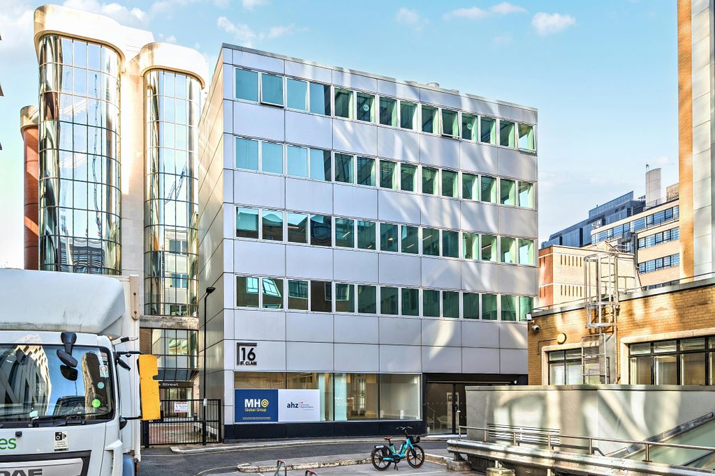 Property photo 2 of 21 1424696-1-69Baaa9Bf04c4.Jpg