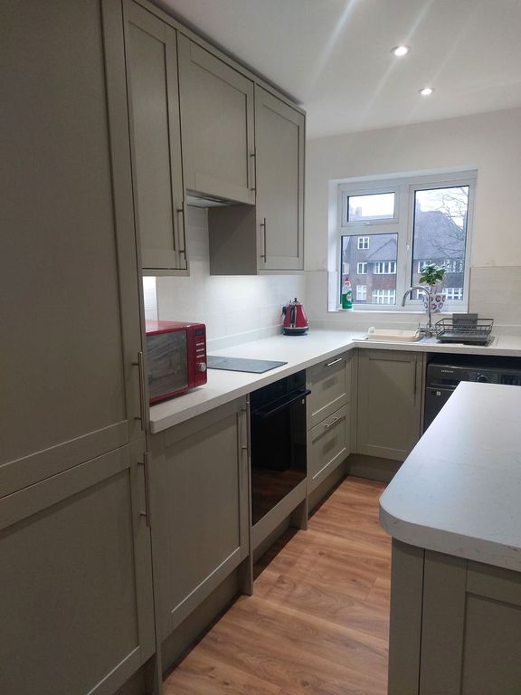 Property photo 3 of 14 Photo 6