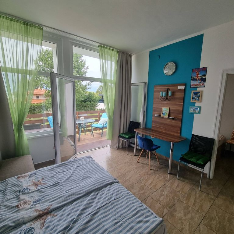 Property photo 3 of 11