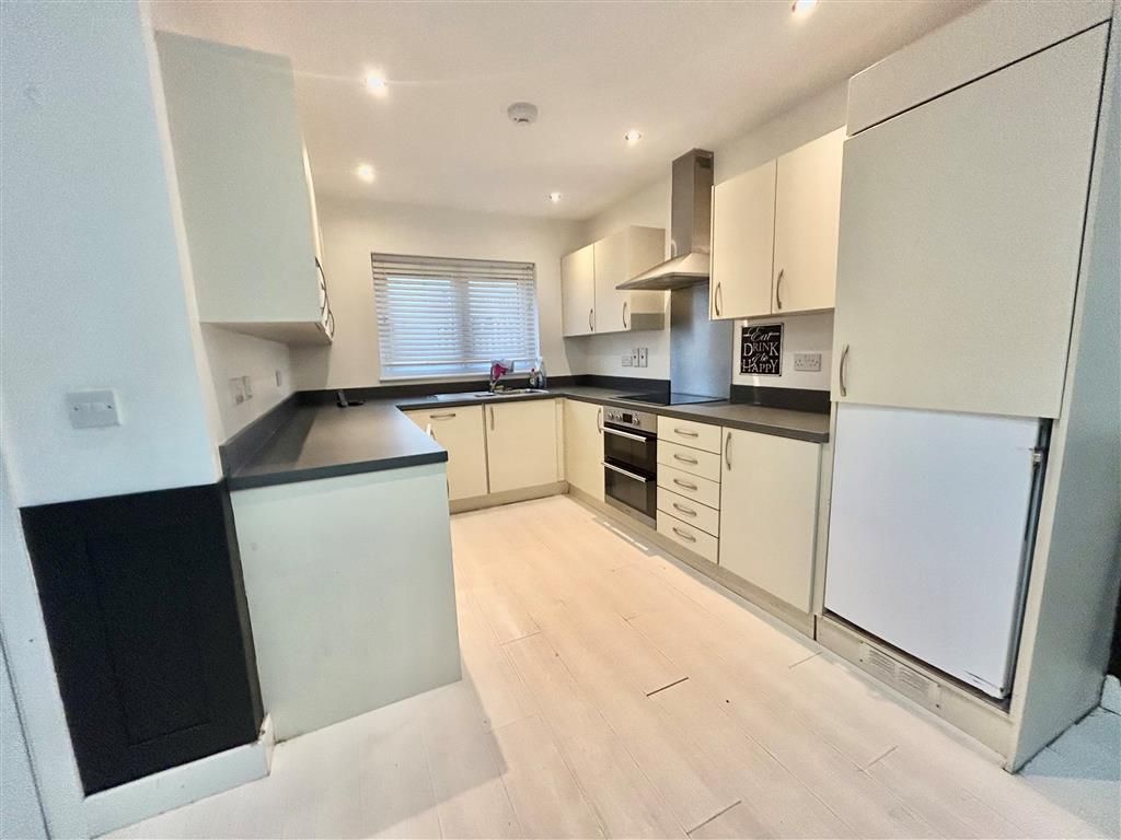 Property photo 3 of 14 Image