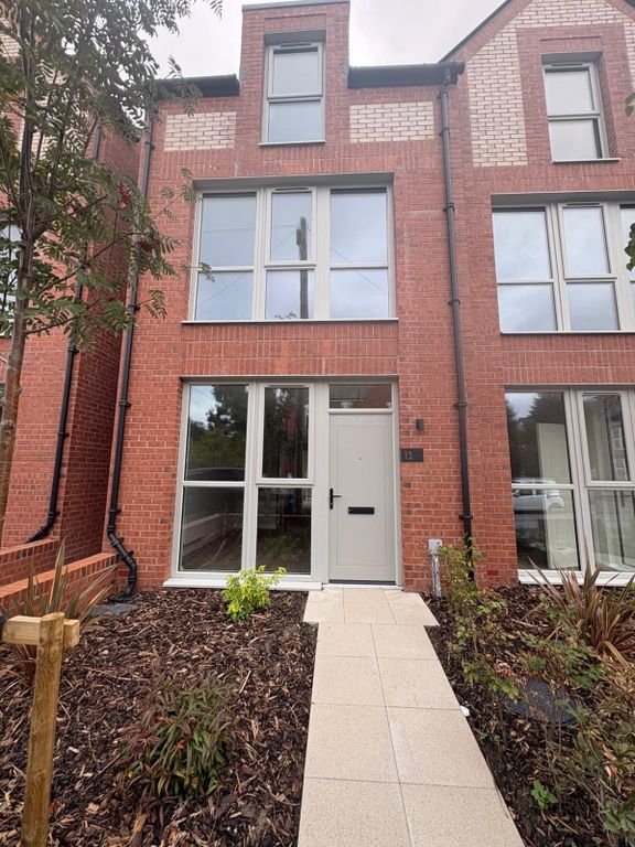 Property photo 1 of 5