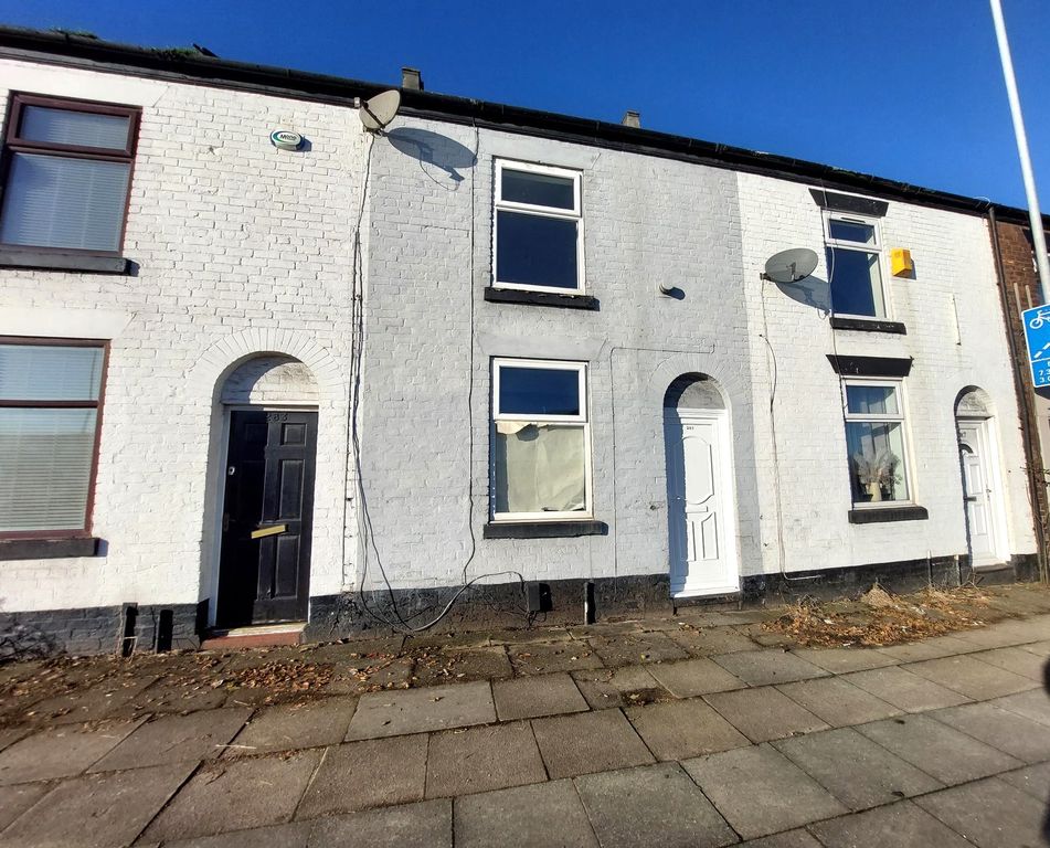Property photo 1 of 13